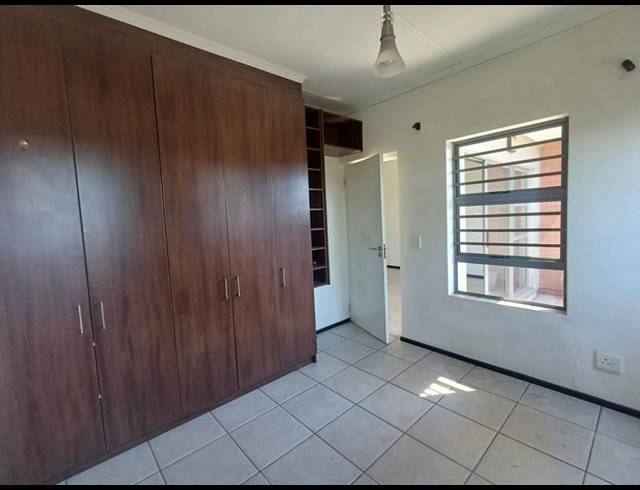 3 BEDROOM TOWNHOUSE FOR SALE IN FLORENTIA
